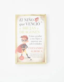 Natura Selection El Niño Que Venció A Brujas Y Dragones Outlet